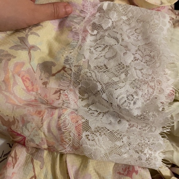 Majorelle / Revolve Ella Robe lace  Floral Yellow Small S - Picture 5 of 8